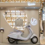 Vespa 946 Snake Meluncur dengan Desain Elegan, Hanya Tersedia 888 Unit